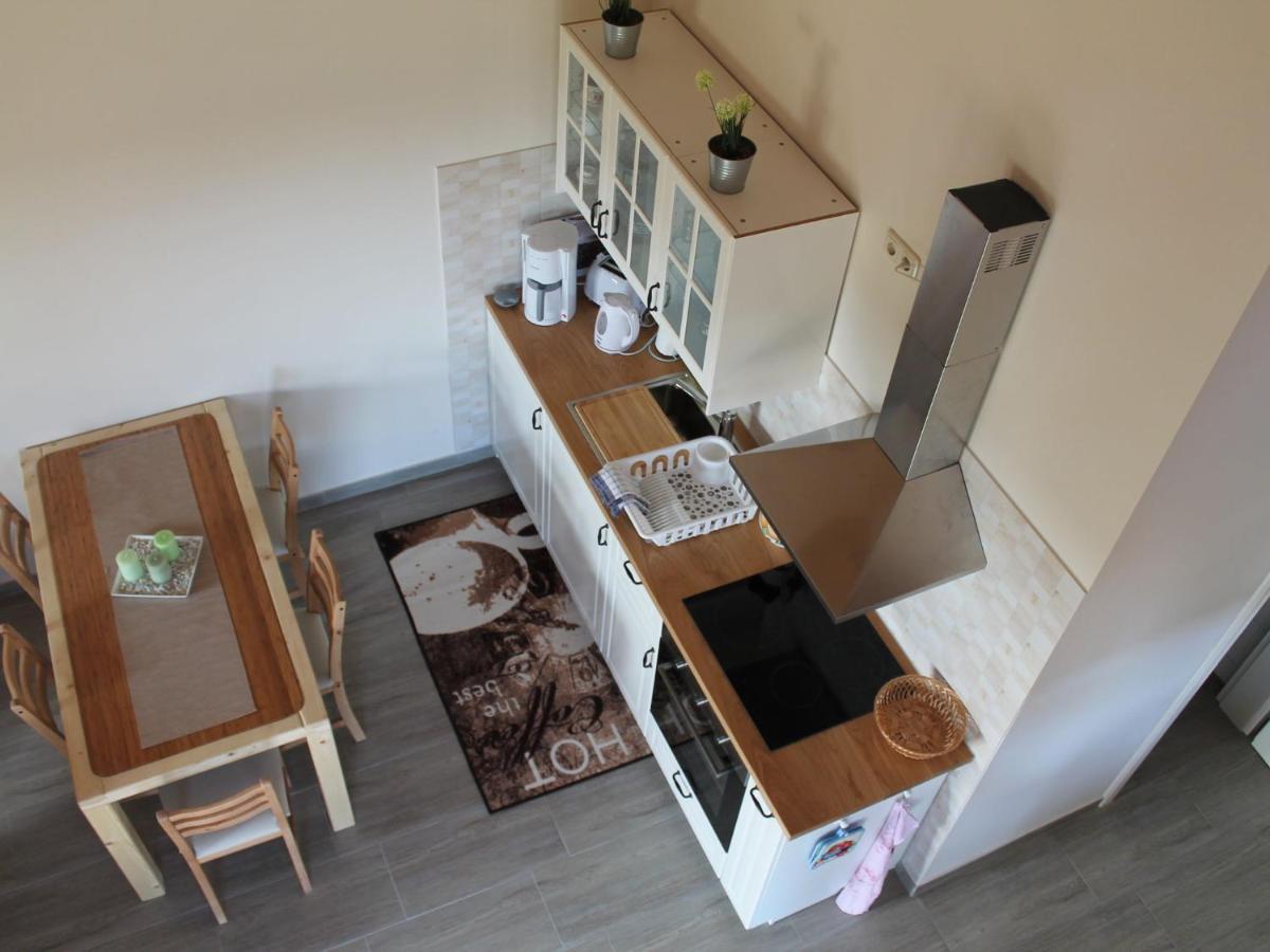 Comfy Farmhouse In Brusow With Garden Kröpelin 外观 照片
